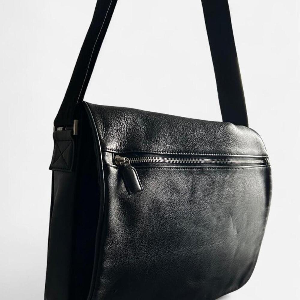 Vintage Wilsons Leather Messenger Bag - Sleek Black Laptop Work Crossbody